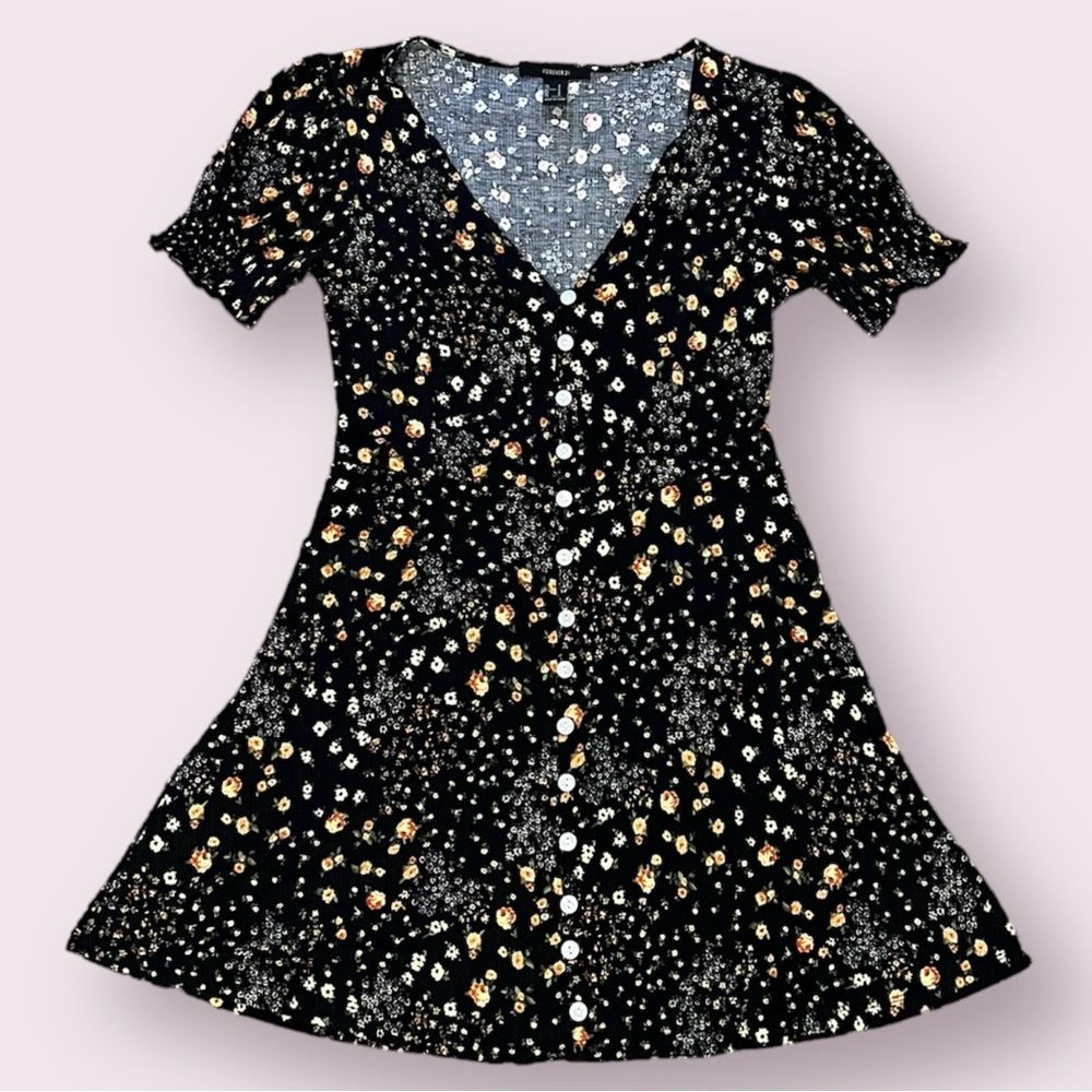 Floral Fit & Flare Mini Dress Size Small (Brand New)
